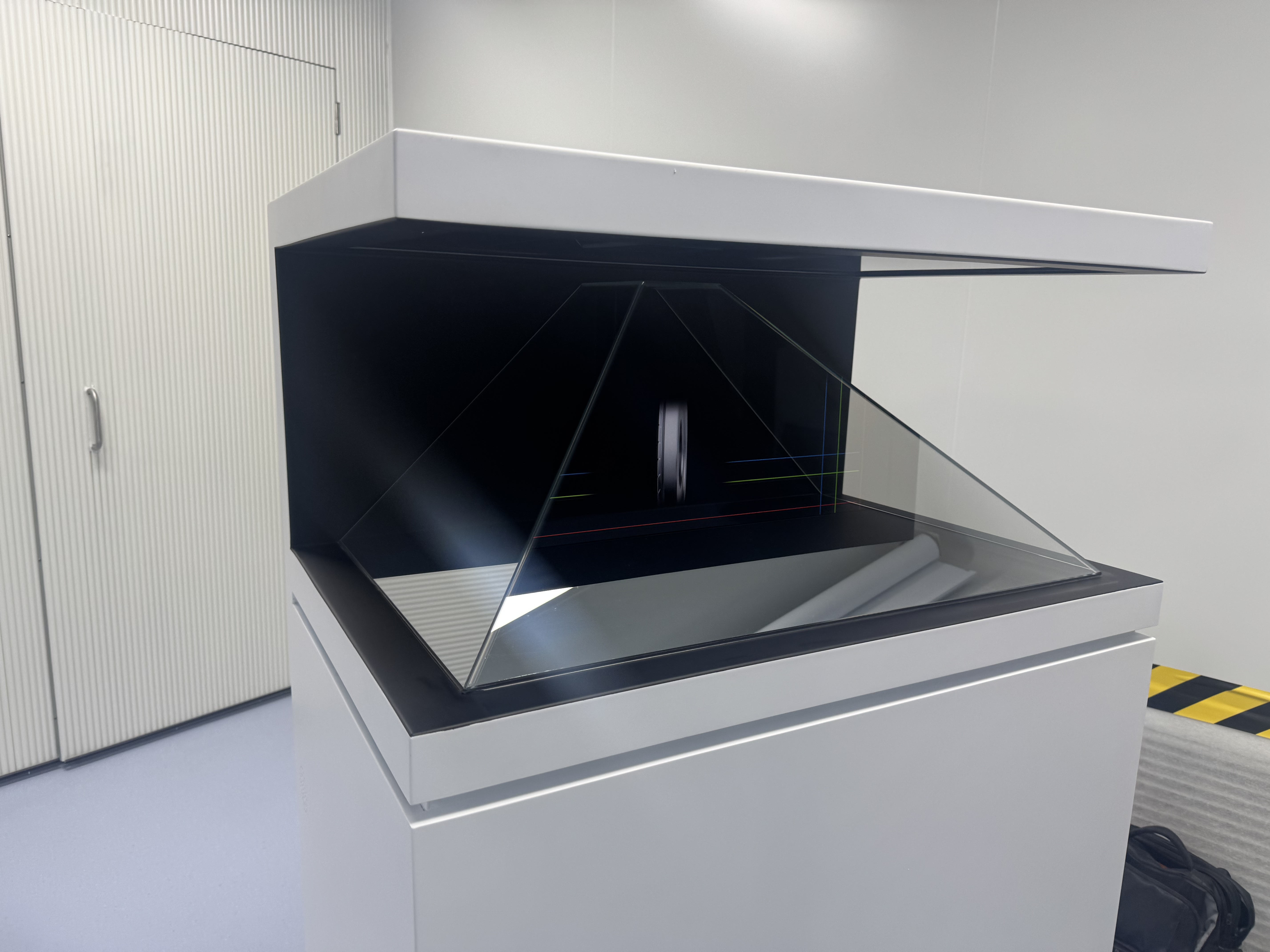 蘇州鎂珈實驗室270°全息柜